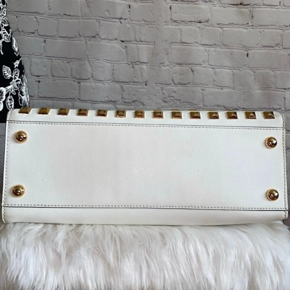 Michael Kors PYRAMID STUD Hamilton Tote/Wristlet 2pc Set - Picture 9 of 16